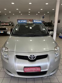 Toyota Auris 2.0 126cv full optional