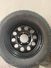 Cerchi suzuki completi di gomme