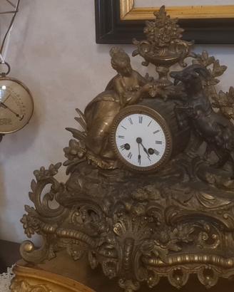 Orologio '800 in bronzo