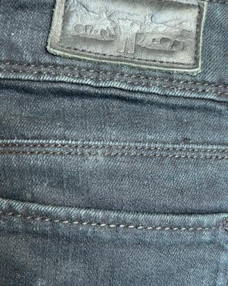 Levis 471