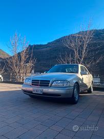 Mercedes C200 Benzina 192cv
