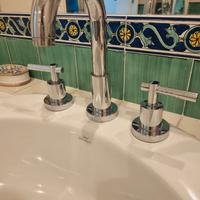 rubinetteria lavabo e bidet 3 fori