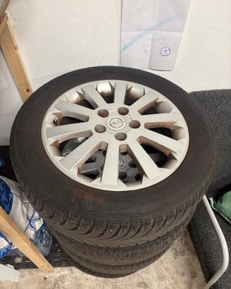 Gomme e cerchi opel 205 55 16
