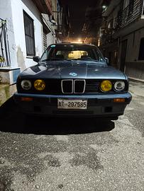 BMW E30