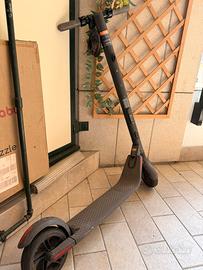 Segway Ninebot ES2 – Monopattino elettrico