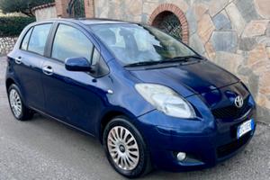 Toyota Yaris 1.3 5 porte Sol