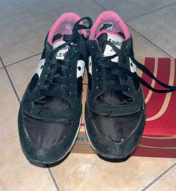 Saucony jazz scarpe rosa e nere Abbigliamento e Accessori In