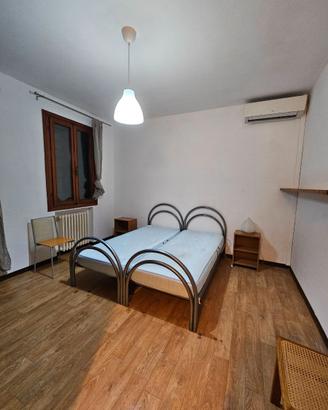 2 Strutture letti singoli in metallo