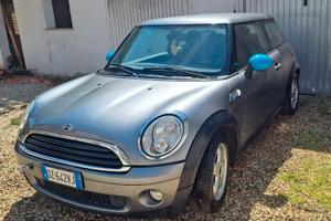 Mini One Deluxe r56 55kW euro 5 motore revisionato