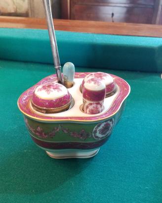 Raro Set da Scrittoio Completo in Porcellana e Or