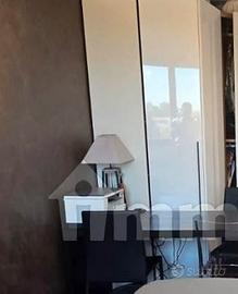 Cabina armadio 140x150 bianco laccato. Da ritirare