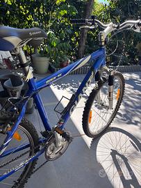 Mountain Bike GIANT Rock SE 26"