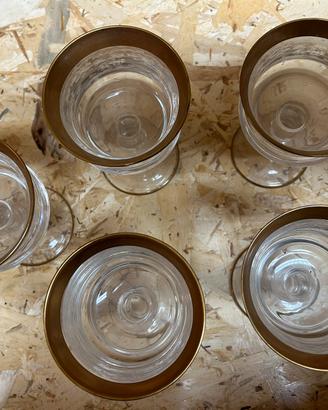 Servizio antico bicchieri