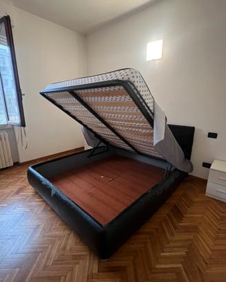 Letto contenitore con doghe legno e materasso