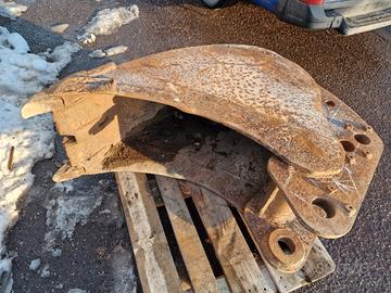 Benna escavatore stretta 18t