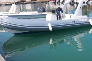 Sacs 590j motore 150 evinrude e carrello satellite