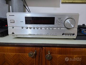 Amplificatore Onkyo HT-R640 da 850 watt.