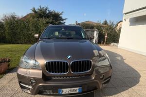 BMW xDrive 3.0d 2013 – Full Optional – Manutenzion
