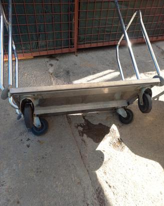 carrello appendi abiti in acciaio