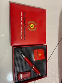 Ferrari penna a sfera con fermasoldi