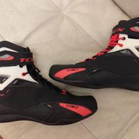 Scarpe moto TCX Rush n. 44 o 43 come nuove!