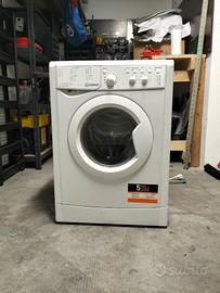 Lavatrice Indesit 