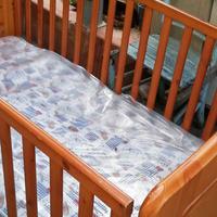 lettino in legno 