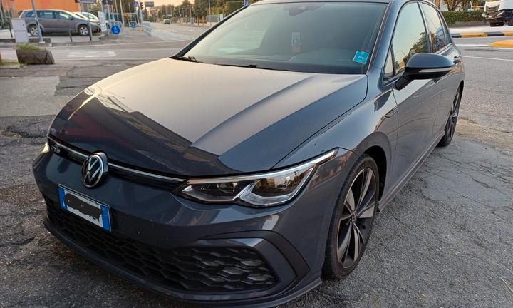 Volkswagen Golf serie 8 2.0 TDI 200 cv GTD DSG 5 p
