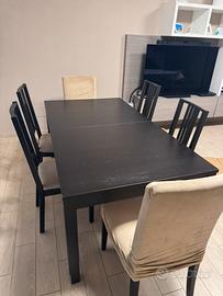 Tavolo nero con 4sedie e 2 poltrone