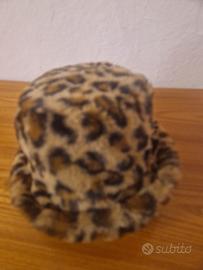 cappello di pelliccia 