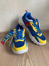 Sneakers Lidl numero 42.