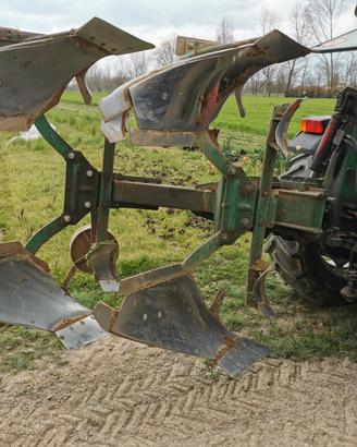 Aratro bivomere pietro moro