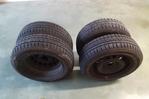 Cerchi Fiat 500 R14 + Gomme Invernali