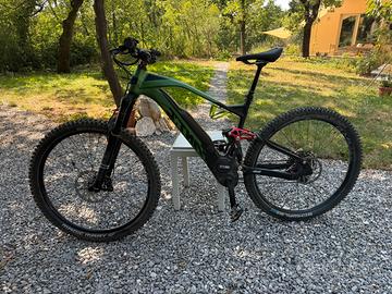 E-MTB FANTIC Integra XTF 1.5 race bi ammorizzata
