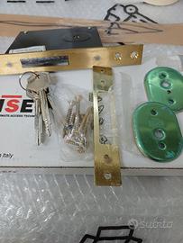 2 serrature ISEO per grate