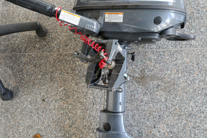 Fuoribordo Yamaha 5 quattro t