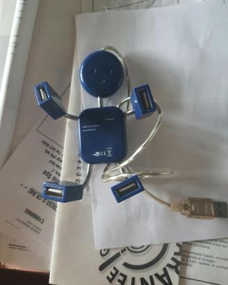Hub USB 4 Porte Vintage a forma di Robottino