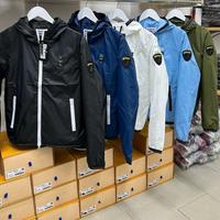 abbigliamento scontato uomo donna bambino 