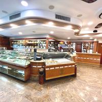 Arredamento per bar-pasticceria-gelateria