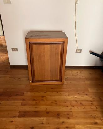 Pensile in legno