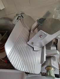 Macchina caffe congelatori affettatrice e altro