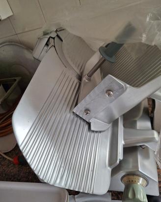 Macchina caffe congelatori affettatrice e altro