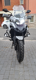 Benelli TRK 502X