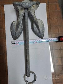 ancora vintage per gommone