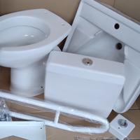 Bagno disabili con cassetta zaino