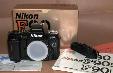 Nikon F90 + Dorso MF-26