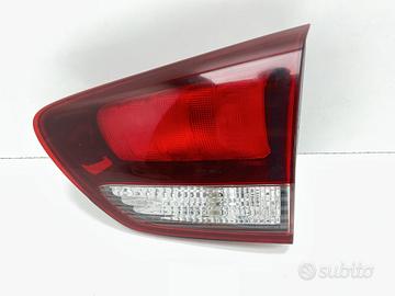 STOP POSTERIORE DESTRO INTEGRATO NEL PORTELLO KIA