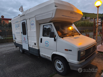 Camper uso ufficio cellula vetroresina