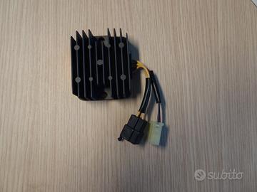 regolatore di tensione