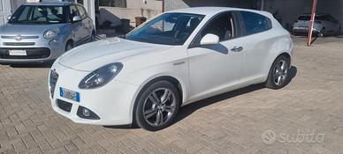 Alfa Romeo Giulietta 1.6 JTDm-2 105 CV Exclusive